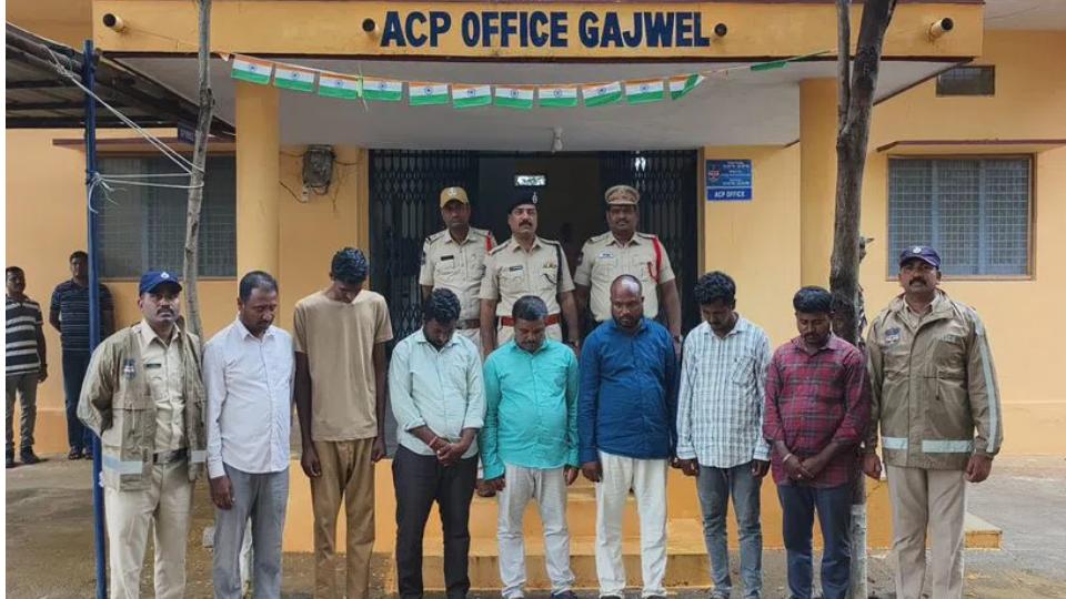 BRS leaders arrested over turmeric water protest near KCR’s residence