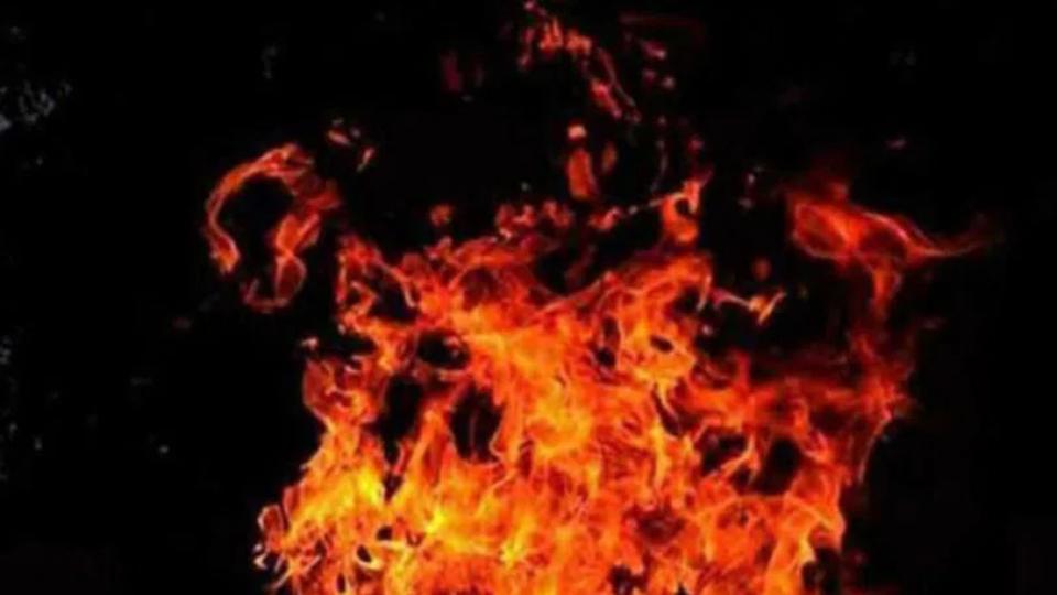 womaninjuredinfireatpaintcompanyinhyderabad