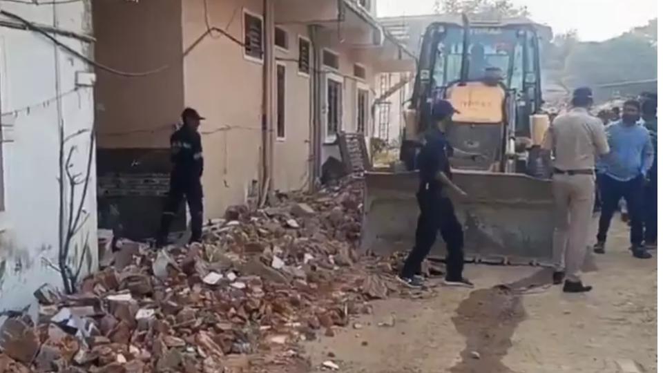 HYDRAA Removes Illegal Encroachment in Shamirpet