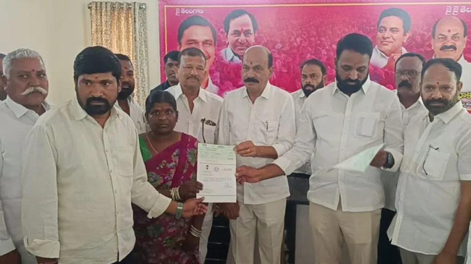 Sangareddy MLA distributes Rs 33.49 lakh CMRF cheques to 127 beneficiaries