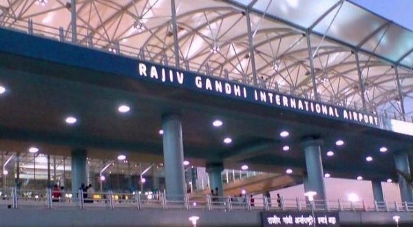 toeasetrafficonwaytohyderabadairportnewsixlaneroadhasbeenproposed