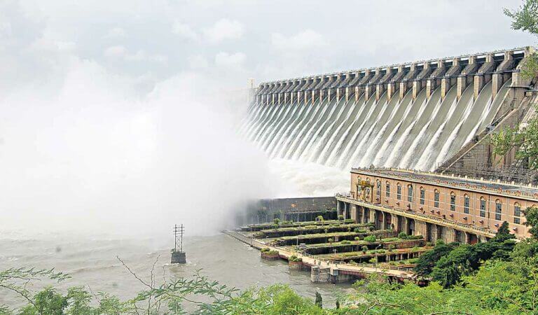 waterinmajorreservoirsacrosstelanganadipstoalarminglevels