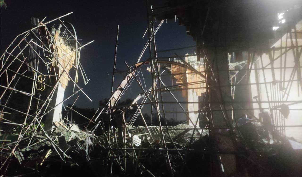 slabofunderconstructionblockcollapsesinuniversityofhyderabad;threeinjured