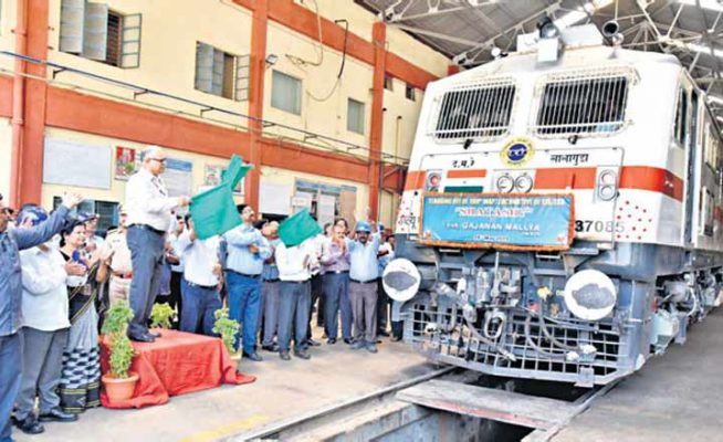 ‘shatashv’wap7serieslocomotiveflaggedoffinhyderabad