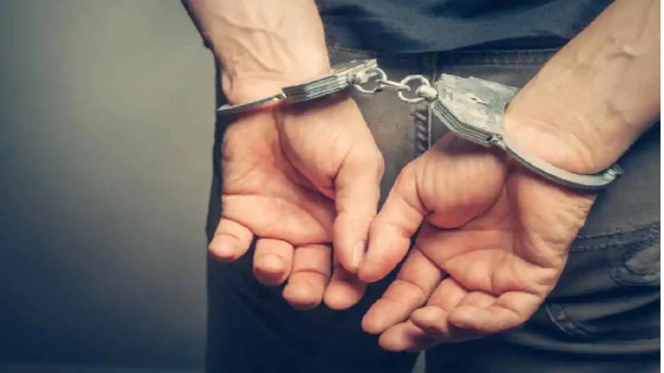 Two caught for planning bomb blasts in Telangana and Andhra Pradesh
