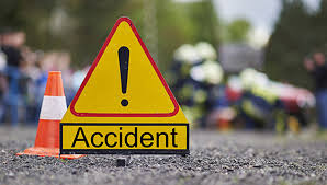 youngdoctorkilledascarcrashedintoatruckinkhanapur