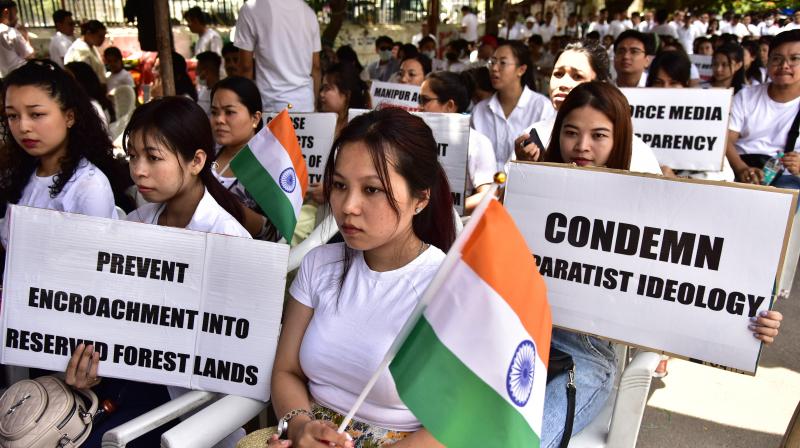 hyderabadmanipurisocietyholdssitinprotestdemandingpeaceandintegrity