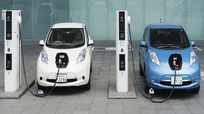 kcrpitchestheuseofelectricvehiclesinhyderabadtomakeitapollutionfreecity