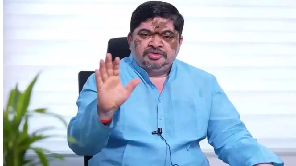 Ponnam Slams Centre Govt for Failing to Supply Urea to Telangana
