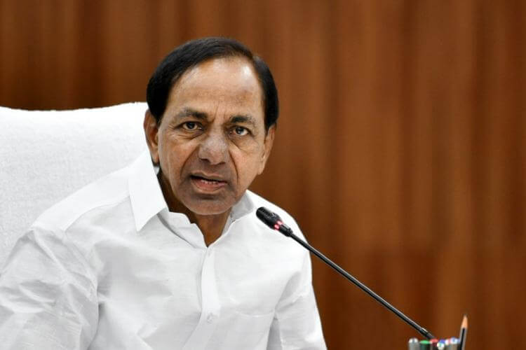 congresstryingtocreateriftsbetweenlandownerstenantfarmers:cmkcr