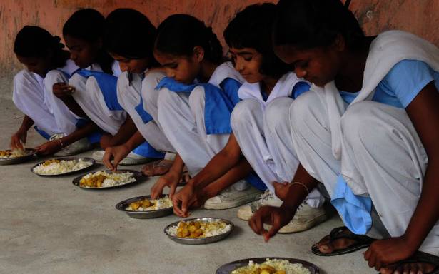 middaymealprogrammelaunchedintelanganaformorethan35000children