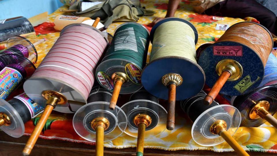 Banned Chinese Manja continues to be sold openly in Hyderabad