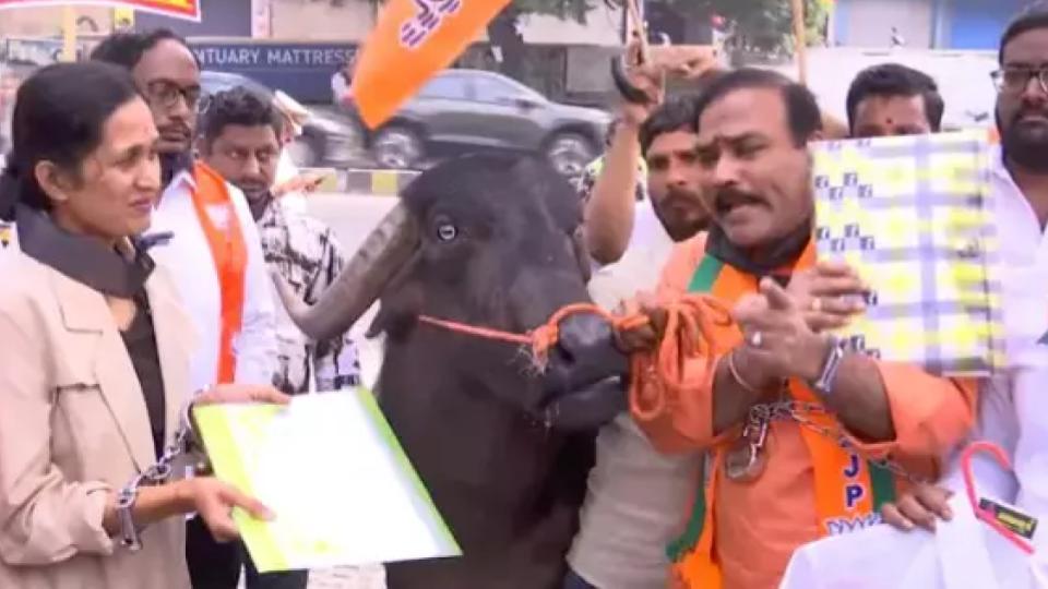 BRS and BJP corporators stage protests 