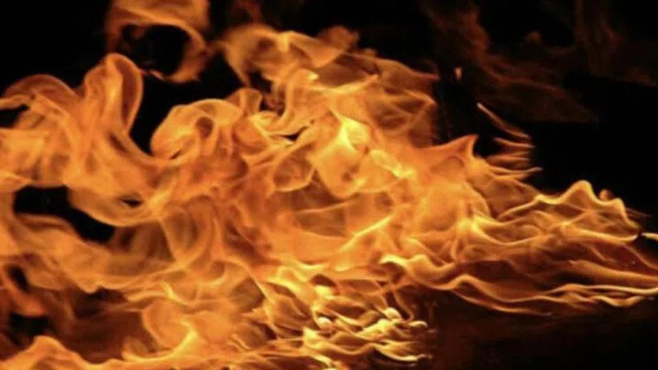 Fire breaks out at Madannapet vegetable market