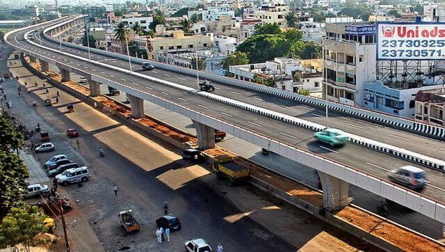 commutersstrandedaspvnrexpresswayclosedtofacilitatevvipmovement