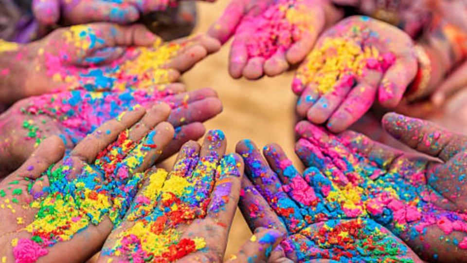 Holi Celebrations Begin in Hyderabad city 