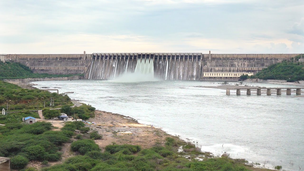 NSP left canal regulator opened to give 1.5 TMC to Paleru reservoir
