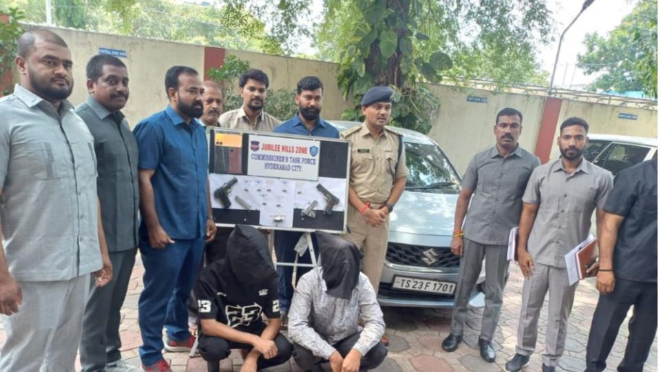 Country made pistols seized in Hyderabad, Two held