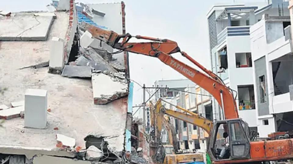 HYDRAA Demolishes Illegal Constructions in Shamshabad