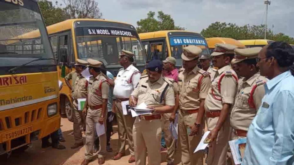 rtaconductsspecialdrivetoensureroadsafetyinhyderabad