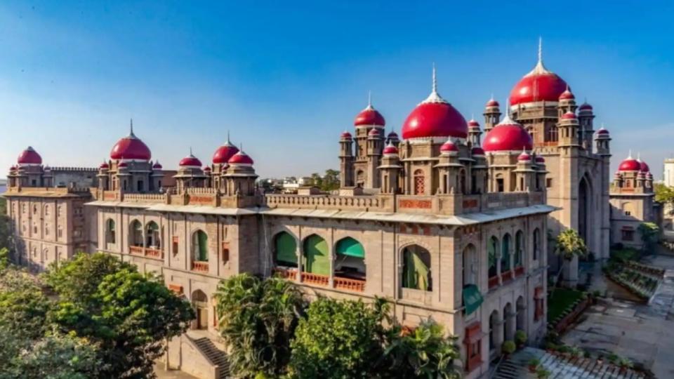 Telangana HC directs HYDRAA to remove signboard from private plot