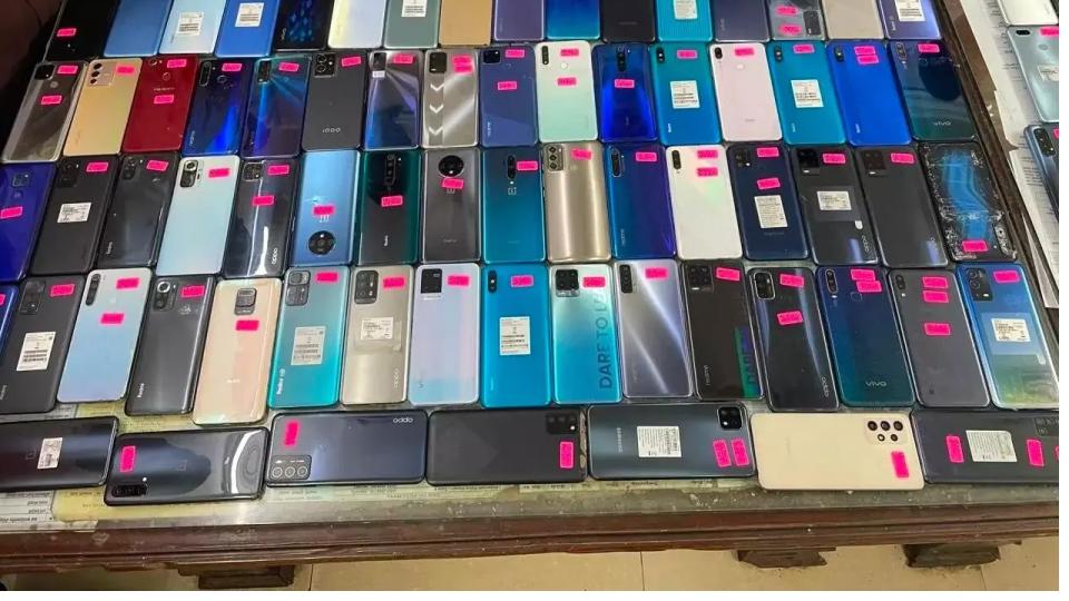 Kamareddy Tops In Stolen Mobile Phones Recovery