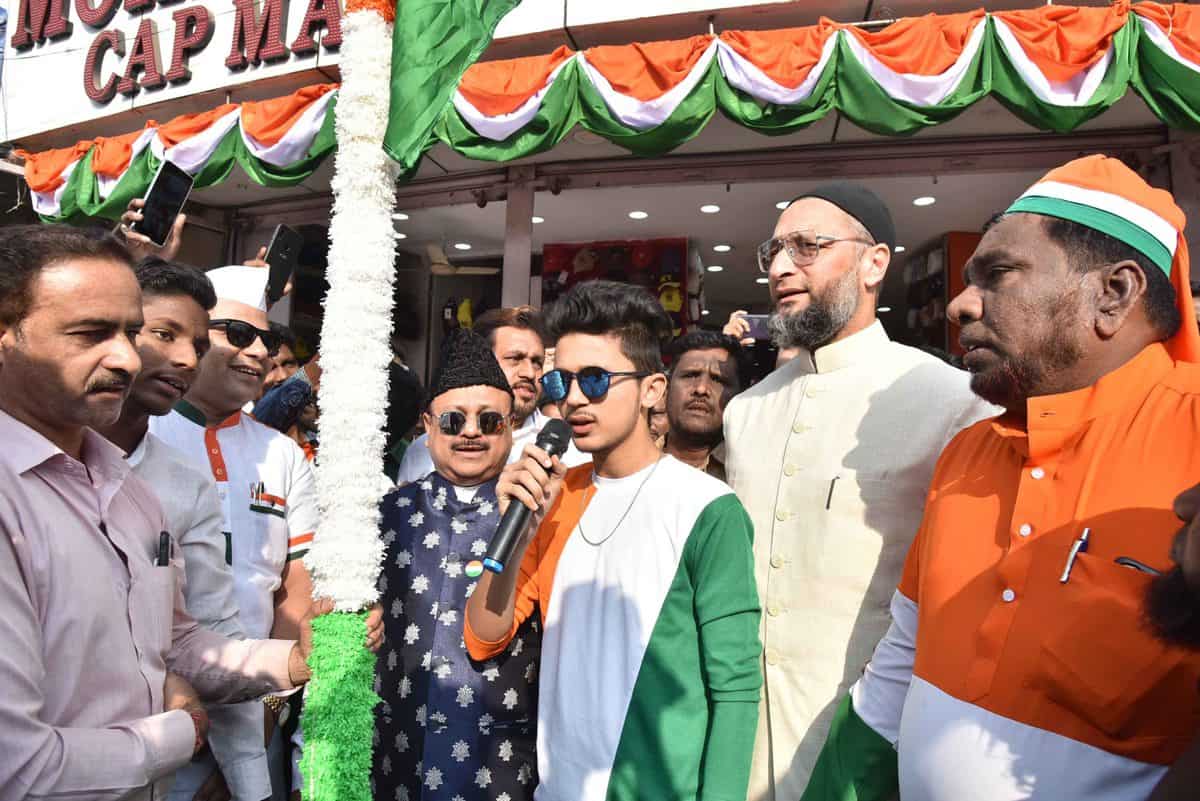 Owaisi brothers hoist national flags in Hyderabad