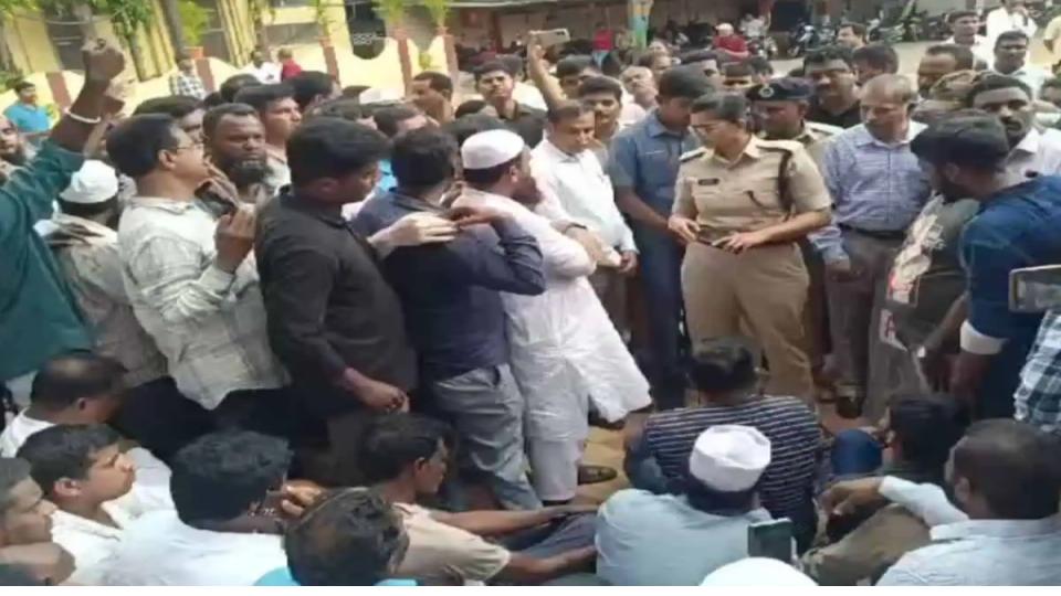 schoolteacherbookedformolestingukgstudentinkamareddy