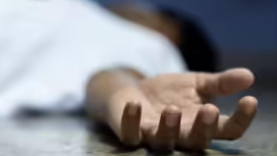 manfounddeadundersuspiciouscircumstancesatatminvijayanagarcolony