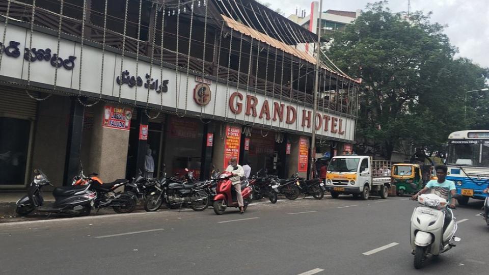 Grand Hotel Draws Criticism for Serving Stale Double-ka- Meetha