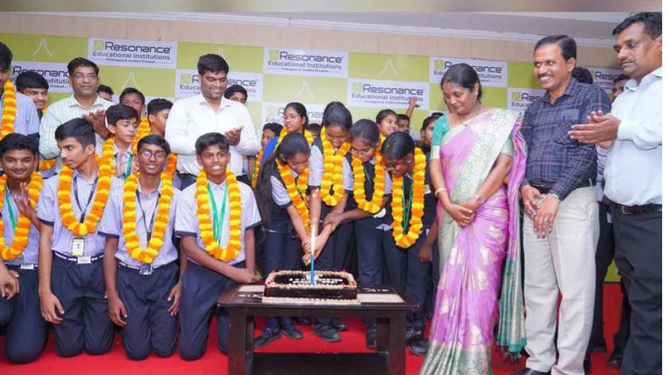 10studentsfromresonanceschoolcleartheworld’stoughestmathsolympiad