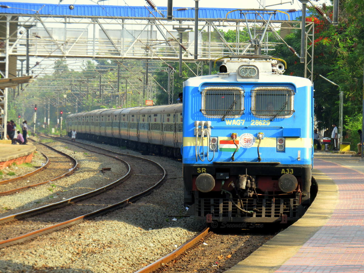 scrtorunfourspecialtrainsforijtemaatbhopal