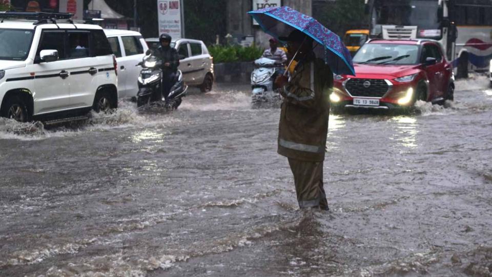 Cyberabad Police Advise Early Logout 