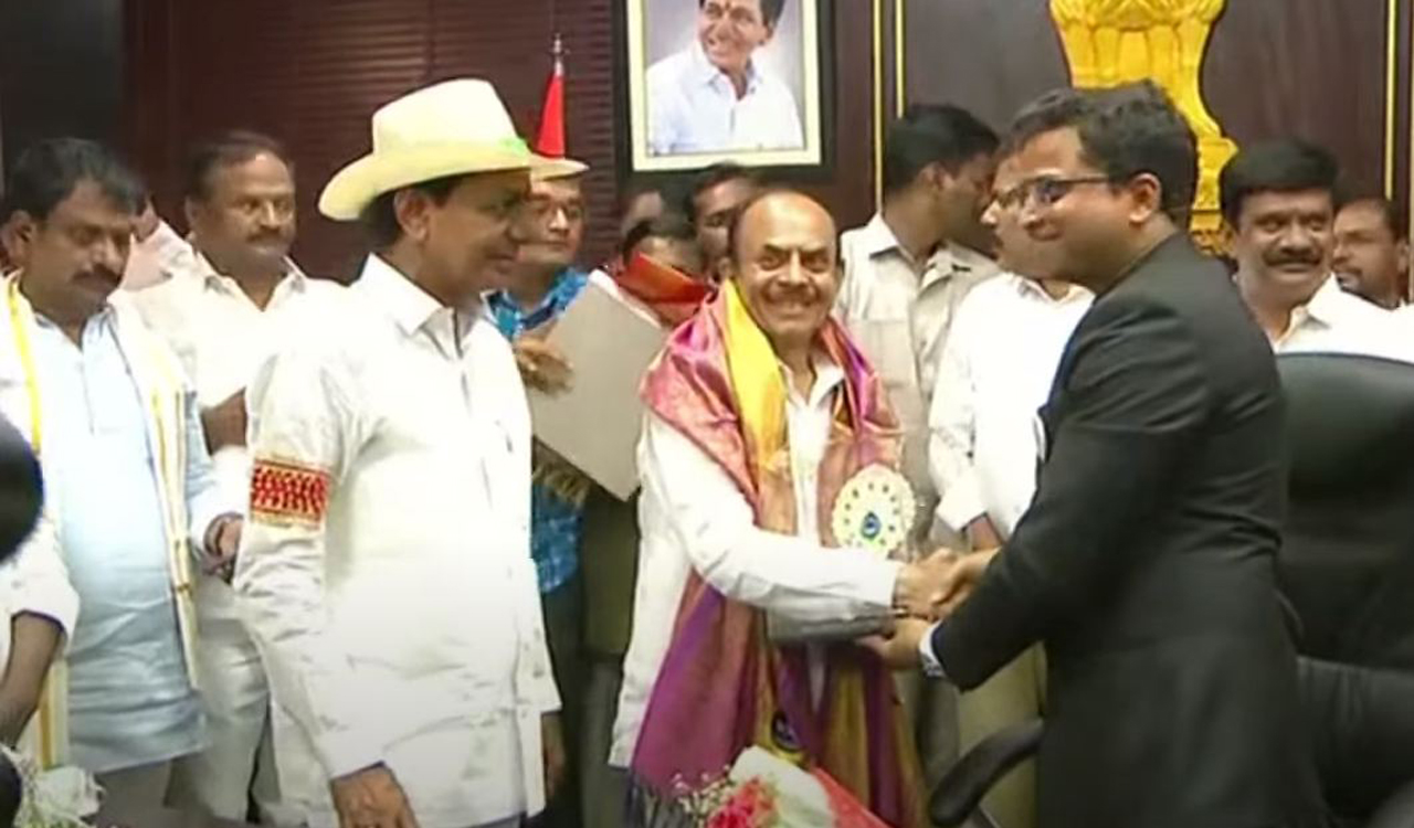 CM KCR inaugurates BRS office in Nagarkurnool, Telangana