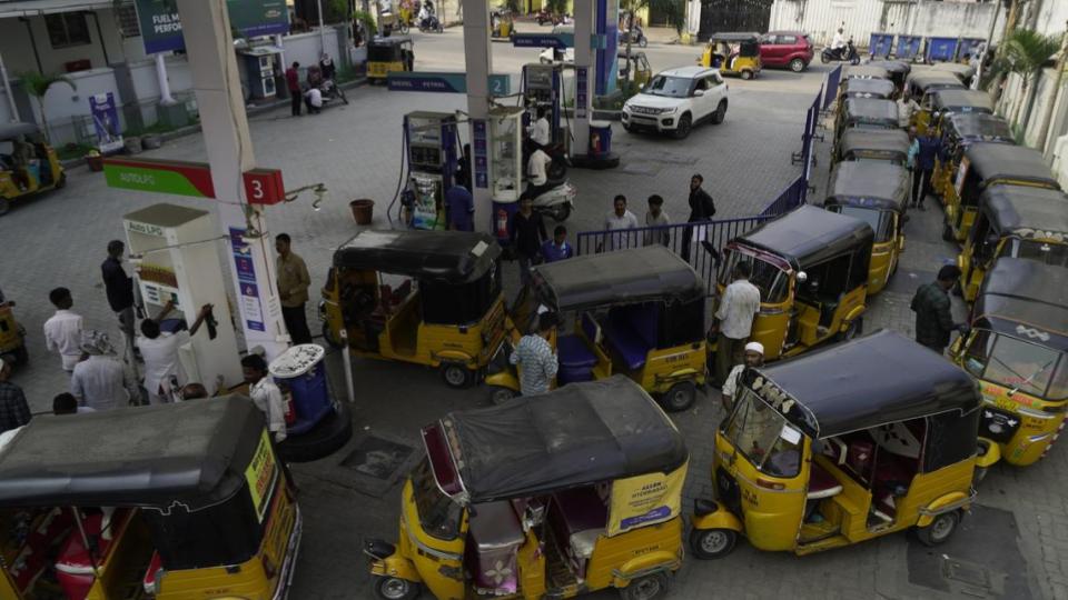 Auto driver climbs tower in LB Nagar over LPG shortage