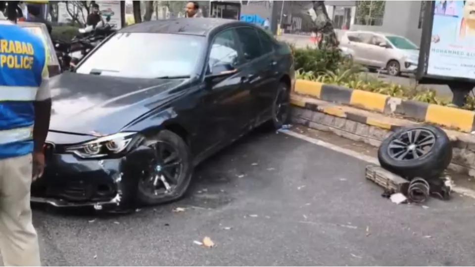 BMW Car Crashes into Divider at Film Nagar