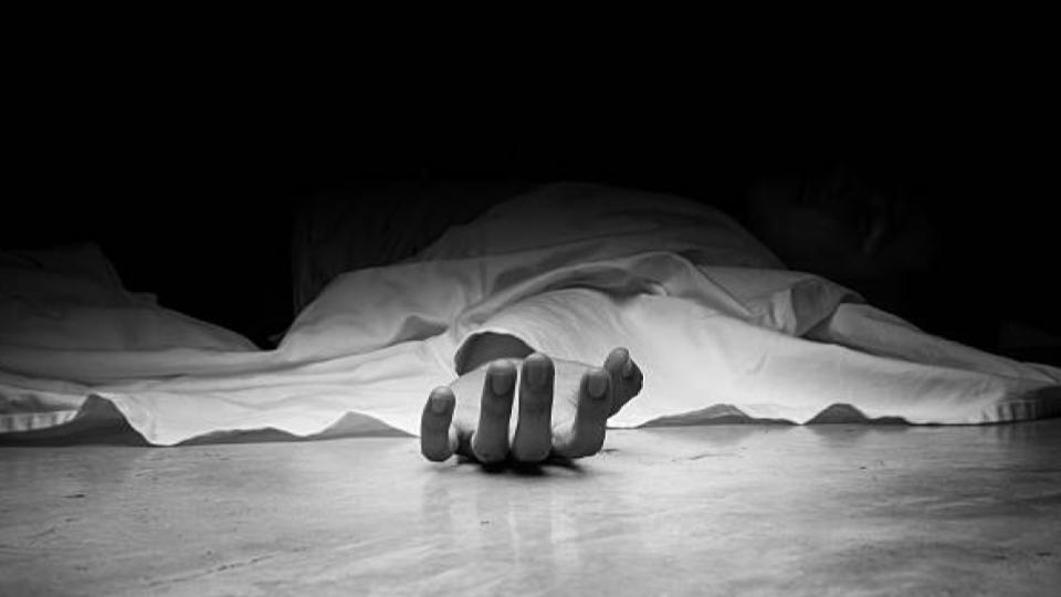 Labourer dies after falling from moving train at Sec Railway Station