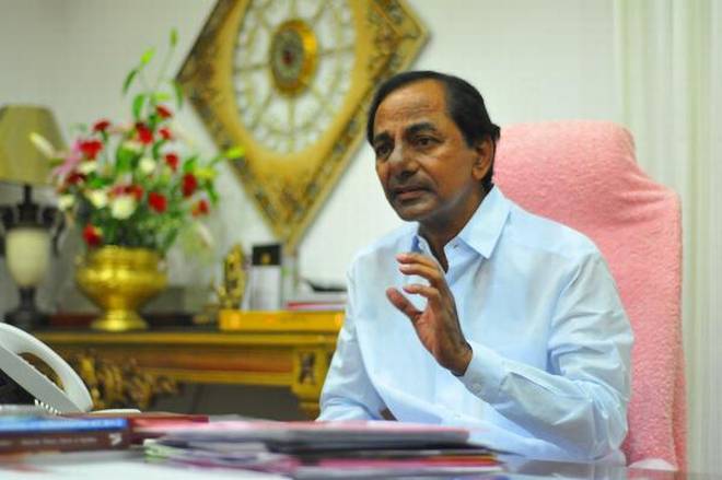 telanganagovtannouncesuniquelifeinsuranceschemeforfarmers
