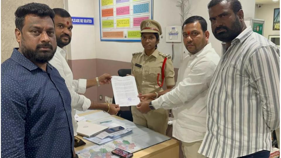2 Persons Lodge Complaint against Telugu Big Boss Show