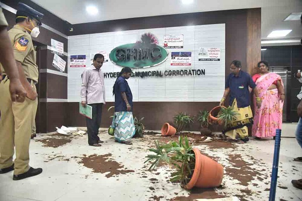 bjpcorporatorsinhyderabadbookedforvandalismatghmcheadoffice