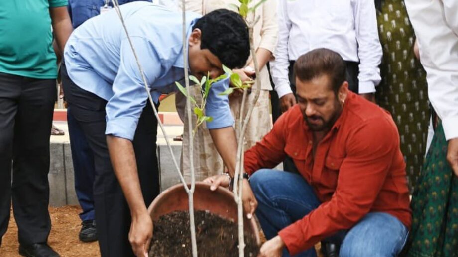 salmankhanplantssaplingsatramojifilmcity