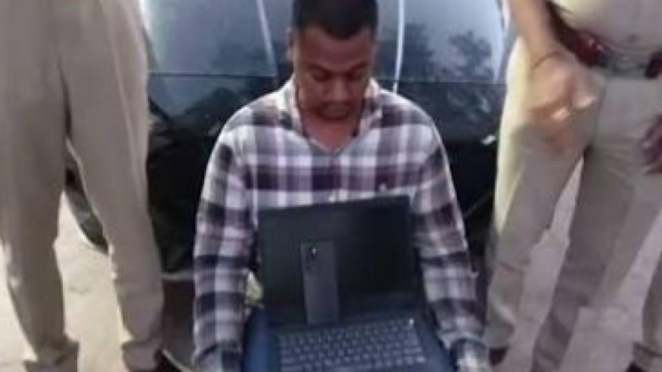 Man steals car from Pista House to visit dad’s grave in Karnataka
