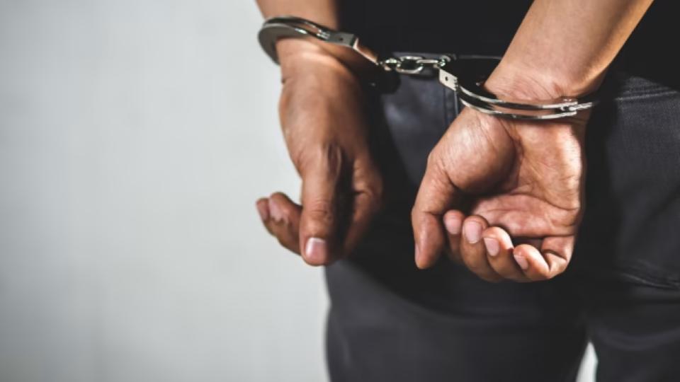 Mancherial police arrest 16 for cockfighting