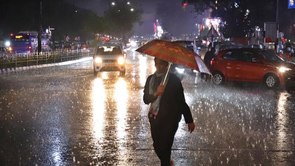 rainscoolhyderabadinmaythunderstormalert
