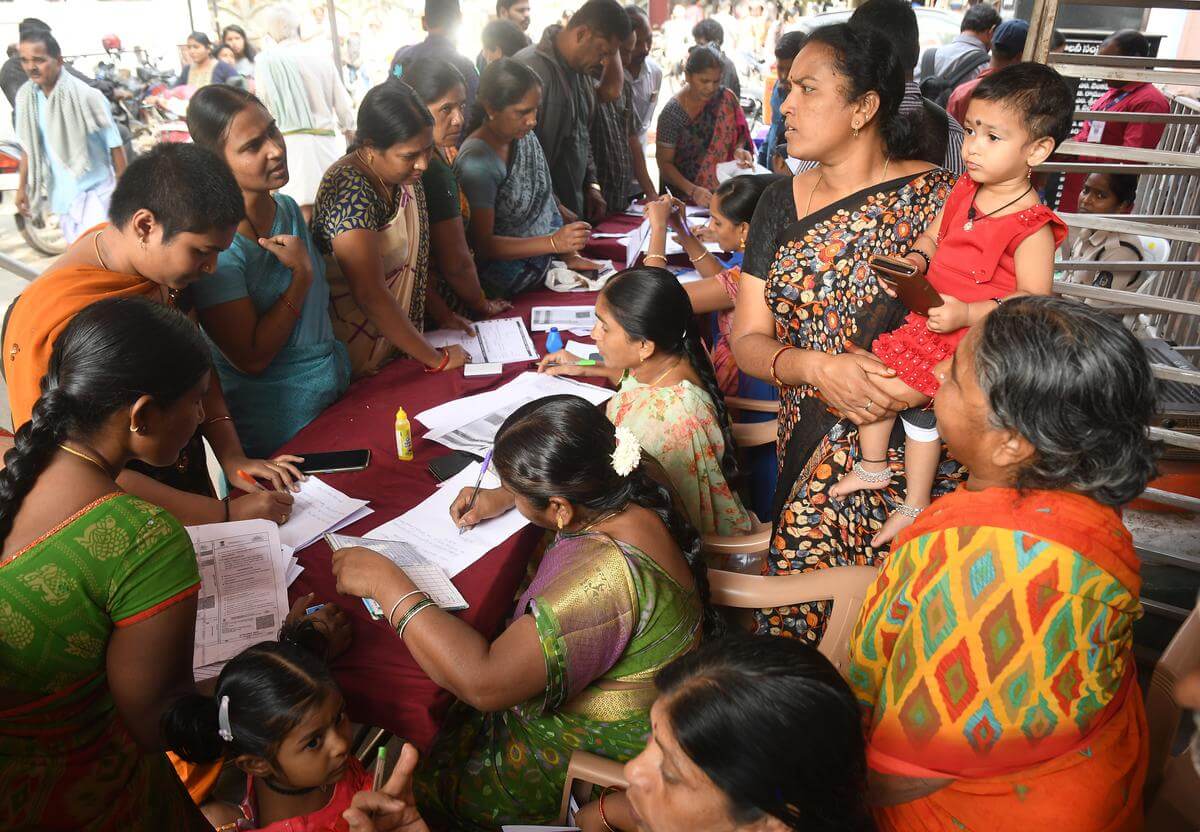 prajapalanaprogram:over362lakhapplicationsreceivedinhyderabadontuesday