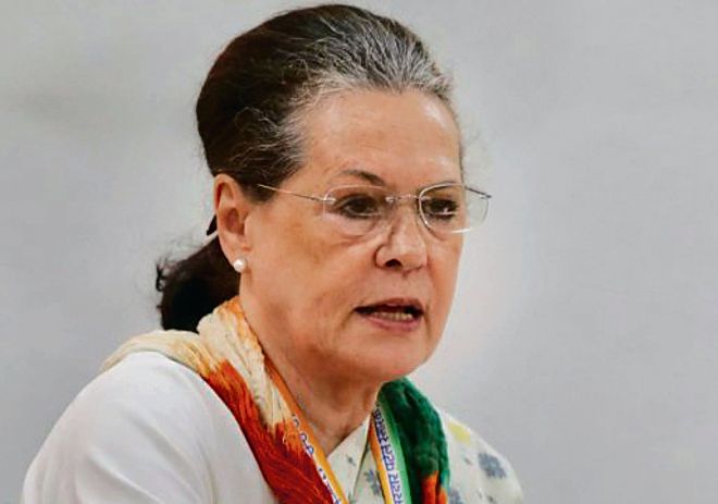 soniagandhimakeanemotionalappealtoelectthecongressforchangeintelangana