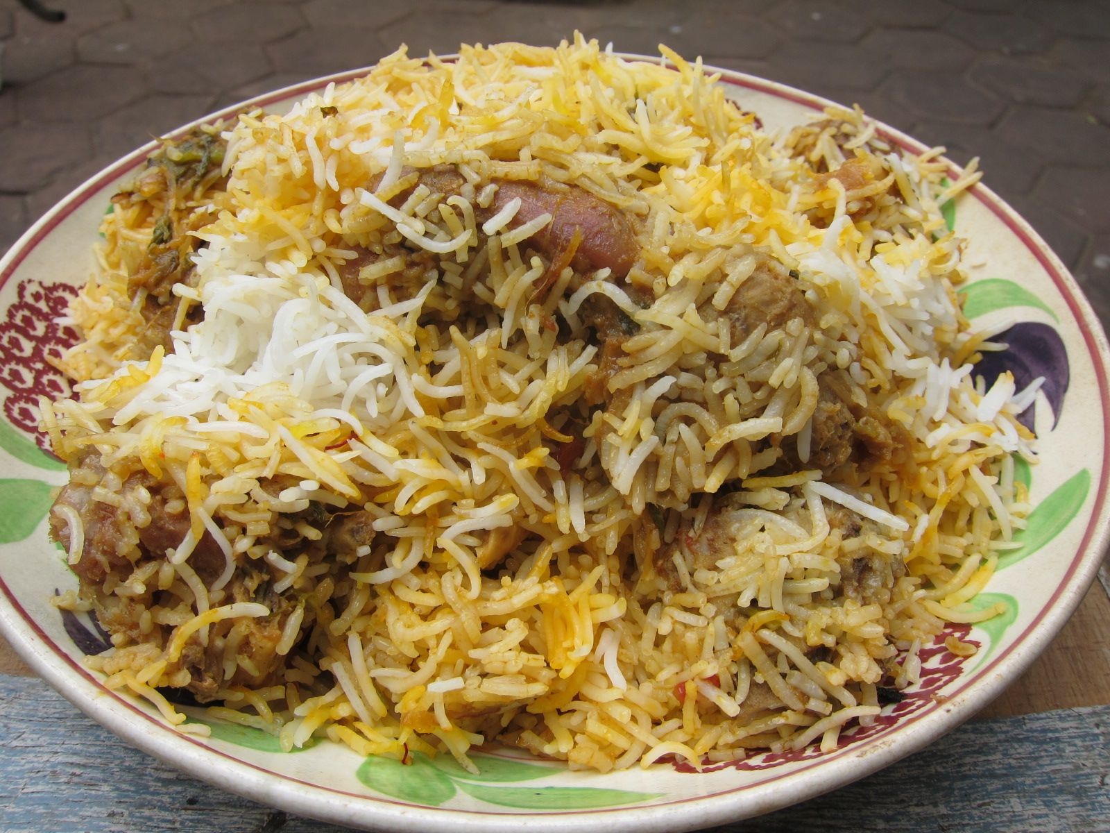 hotelinmedipallysealedafterinsectsfoundinbiryani