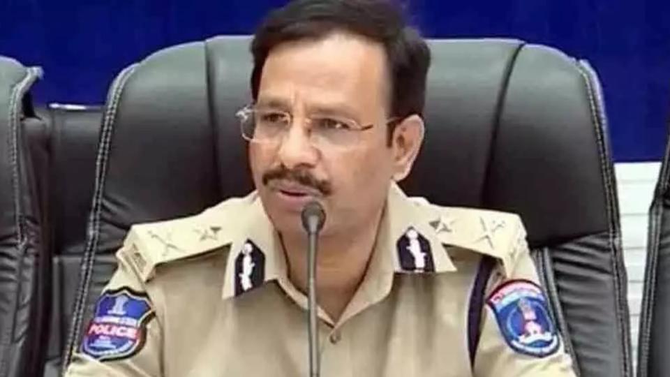 IMD Forecasts Rain, Gusty Winds, Sajjanar Issues Traffic Advisory