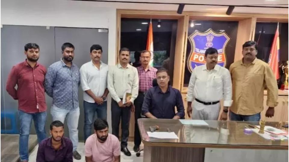 Hyderabad Police Nabs 2 Persons for Possessing Country-made Pistol
