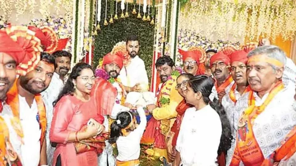 Ganesh Laddus Fetch Big Bids In Hyderabad 